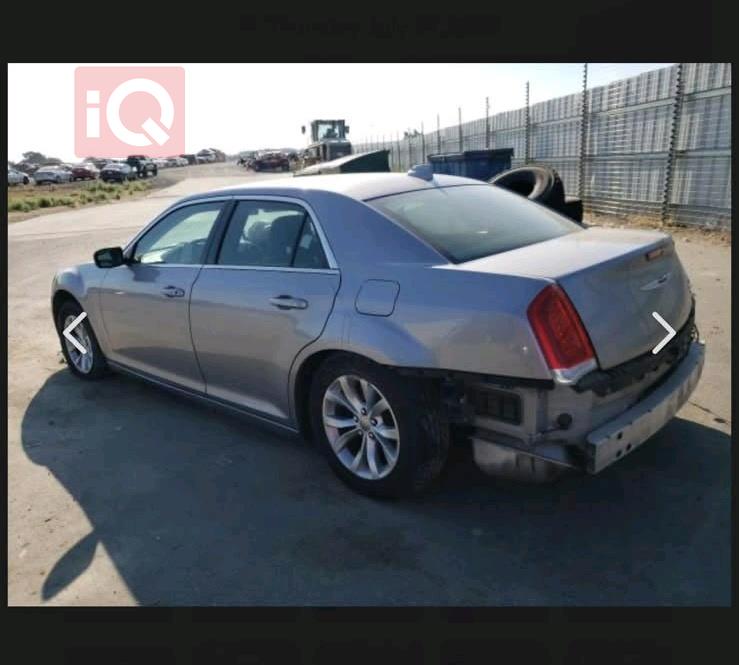 كرايسلر 300